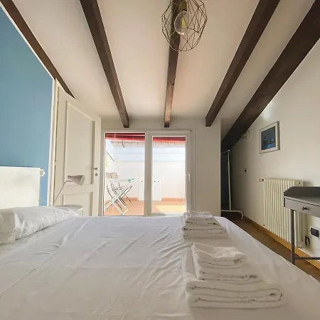 Attico San Vitale Center Appartement Bologne