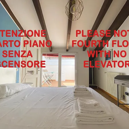 Attico San Vitale City Center * Bolonya