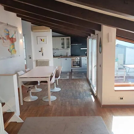 Attico San Vitale Center * Bologne