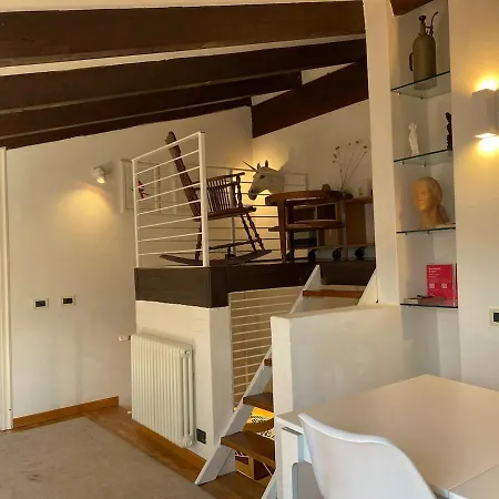 Attico San Vitale Center Apartament