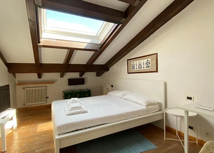 Attico San Vitale Center Bolonia
