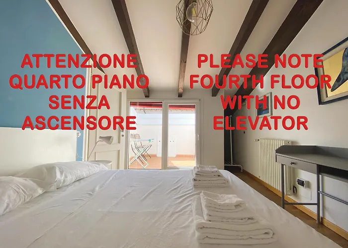 Attico San Vitale City Center * Bolonya